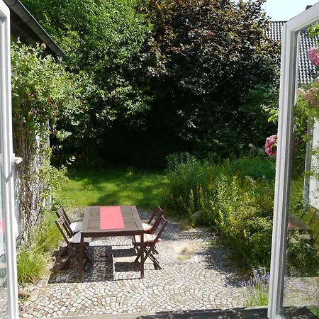 Sonniges Haeuschen Mit Garten Braunschweig Esterno foto