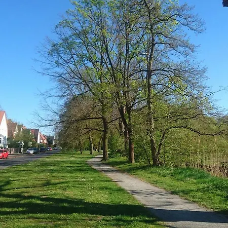 Sonniges Haeuschen Mit Garten Braunschweig Esterno foto